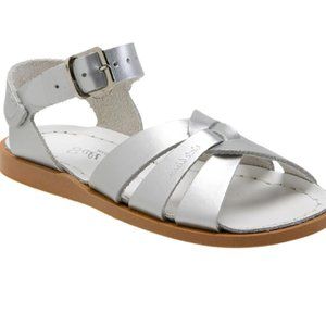 CLEARANCE!! Silver Salt Water Sandals by Hoy Original Sandal Size 5M (Walker)